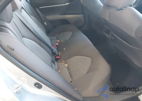 2024 Toyota Camry Le z USA, uszkodzony, nr VIN 4T1R11AK5RU905331